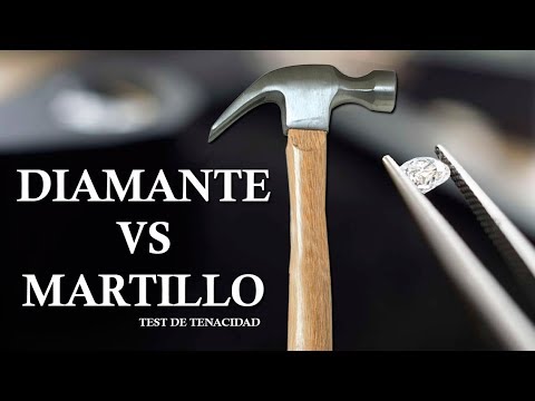 ¿Qué pasa si golpeas un diamante con un martillo?