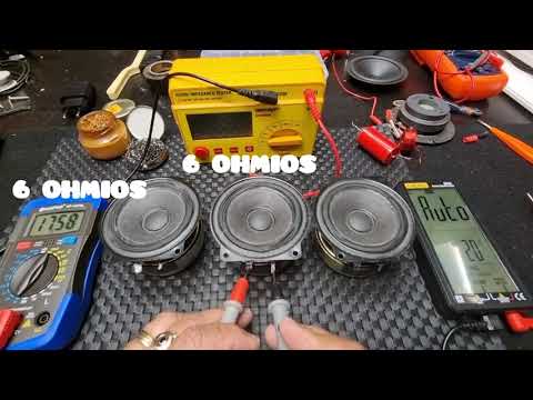 ¿Qué pasa si conecto un altavoz de 6 ohms?